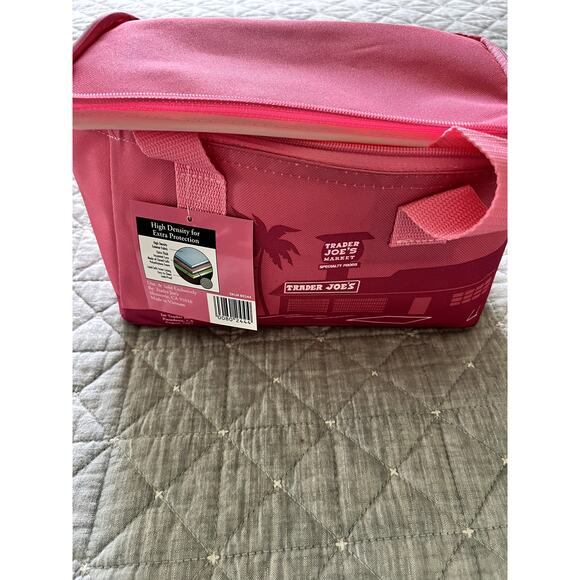 Trader Joe's Limited Edition Mini Insulated Tote NWT - Picture 1 of 7